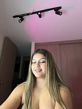 Chat XXX en directo de lunablossom_