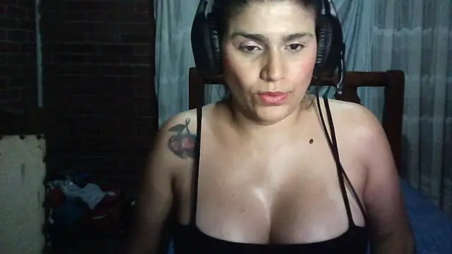 CarolinaMoretti Live XXX-Chat