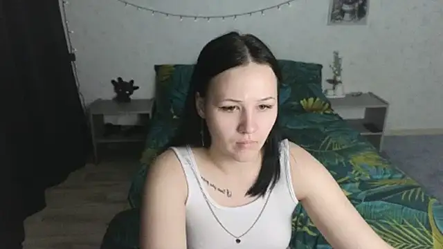Tori_cute: онлайн-секс-чат