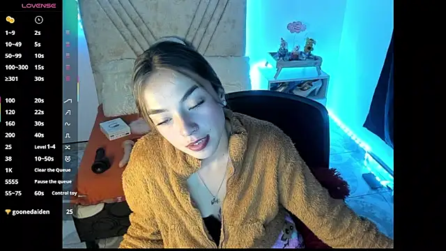 Онлайн чат XXX Mia_Victoria22