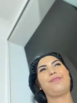 Chat +18 de Melzinha71 ao vivo
