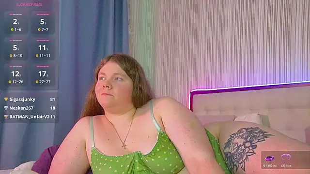 RubyValen's Live XXX Chat