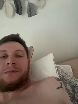 RealHomemadeCZ's Live XXX Chat