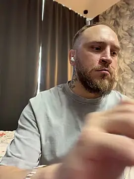 צ'אט XXX בשידור חי של HermanFire