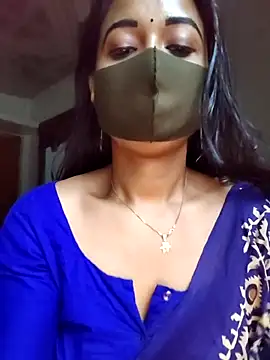 Dil-Ka-Radhika Adlı Modelin Web Kamerası Şovu