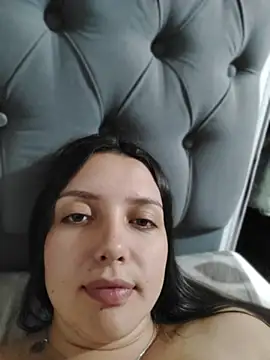 Chat XXX en directo de Bella_Karoline