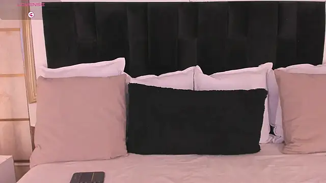 Crystal_Rose__ Chat XXX live