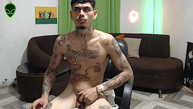 Chatroom XXX en direct de alpha_zom