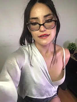 Chat XXX en directo de Jade_Agliyah_