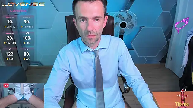 SteveTiger Live XXX-Chat