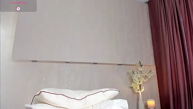 Erika_Carpenter Live XXX-Chat