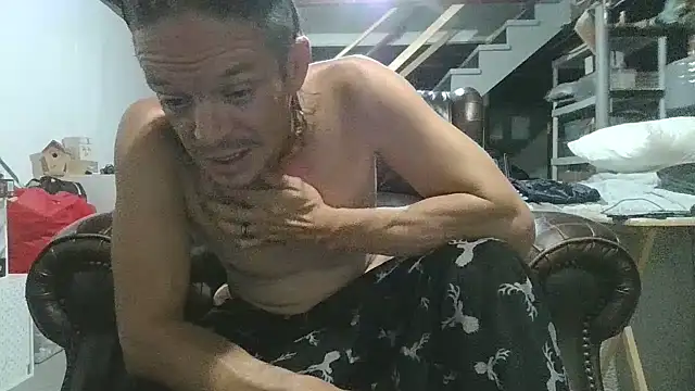 ShadowLove85 – Live XXX-chat