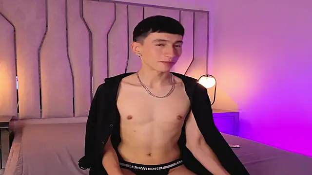 lian_cameron élő XXX-chatje