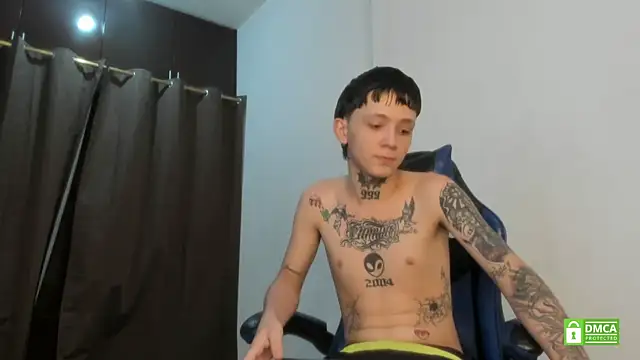 Nick_TattooedGuy Chat XXX in diretta