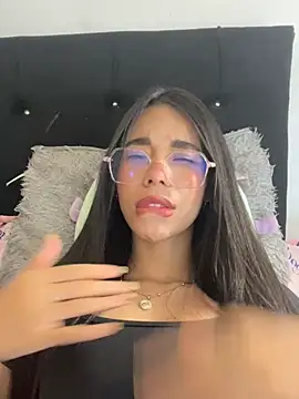 Milleradhara24n Live XXX chat