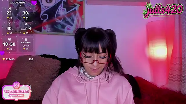 Chat +18 de Julls420_ ao vivo