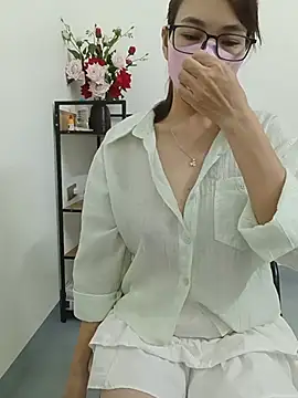 Lucky_girl_888_'s Live XXX Chat