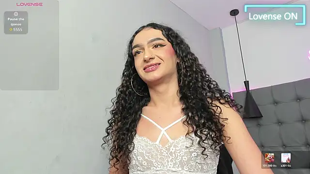 XXX chat uživo modela scarletcherry18