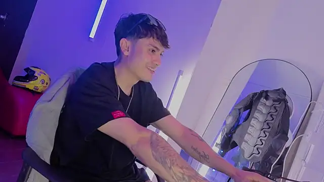 angel_still_'s Live XXX Chat