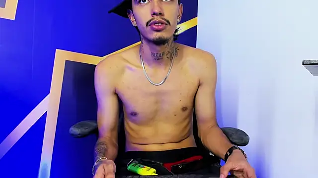 tayson_rigs – webcam-show