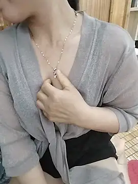 Miu_girl1 Adlı Modelin Canlı XXX Sohbeti