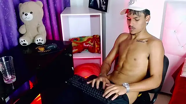 Chat +18 de Angel_foxc13 ao vivo