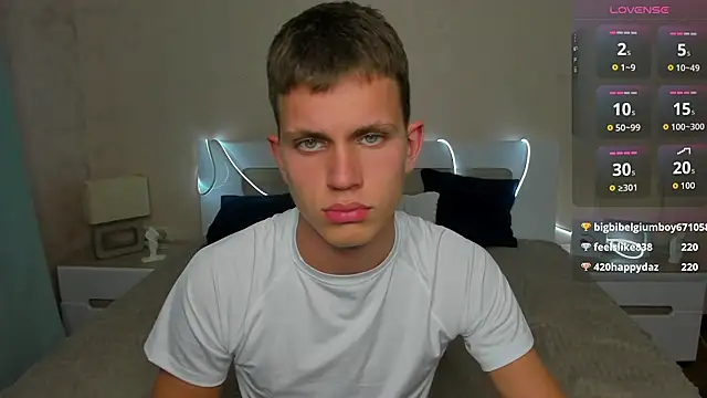 m0neyken Live XXX Chat