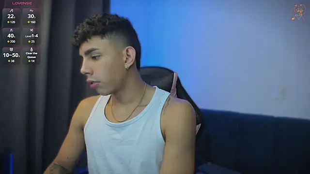 צ'אט XXX בשידור חי של andy_cute22
