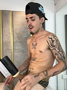 Czat XXX na żywo – NikoStone_