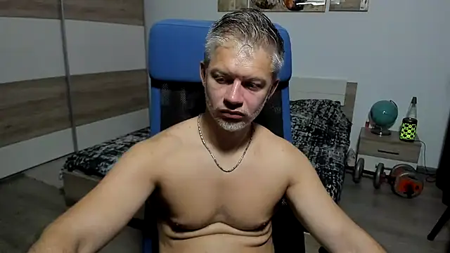 RobbyShawz Chat XXX in diretta