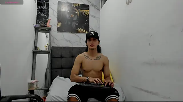 sweetauracouple Chat XXX in diretta