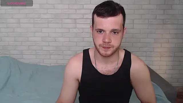 Chatroom XXX en direct de Alexxx_horny