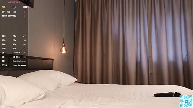 XXX chat uživo modela SunnySmileXO