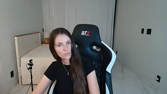 upssnowy Chat XXX in diretta