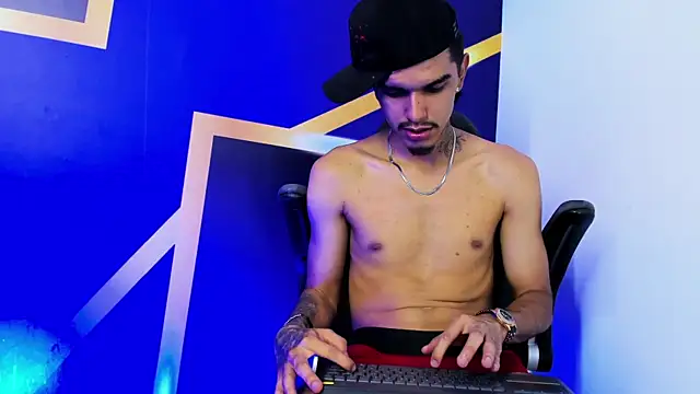 tayson_rigs – Naživo XXX chat