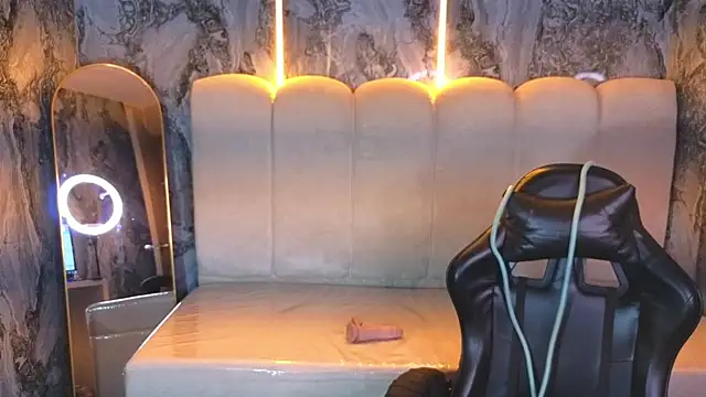 Arimeraki_v Adlı Modelin Canlı XXX Sohbeti