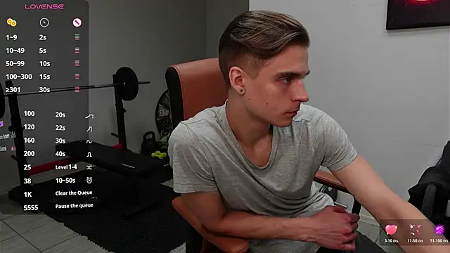 David_Heath Adlı Modelin Canlı XXX Sohbeti