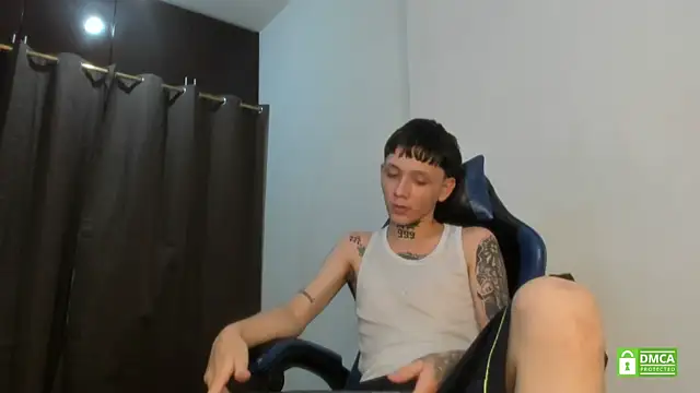 Nick_TattooedGuy's Live XXX Chat