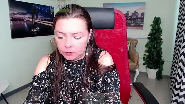 Lily_flower7 Adlı Modelin Canlı XXX Sohbeti