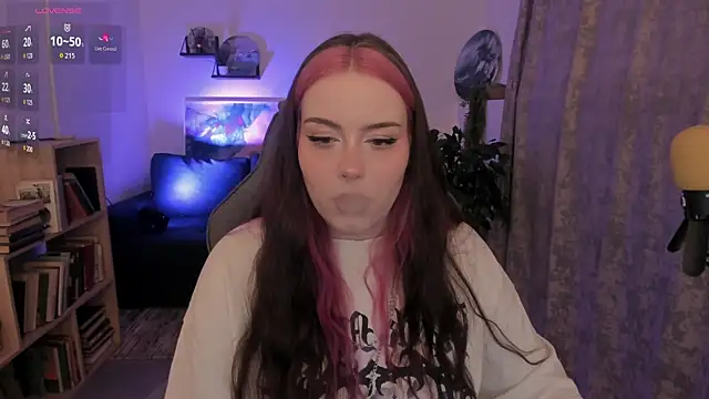 Chat +18 de CoraMiel ao vivo