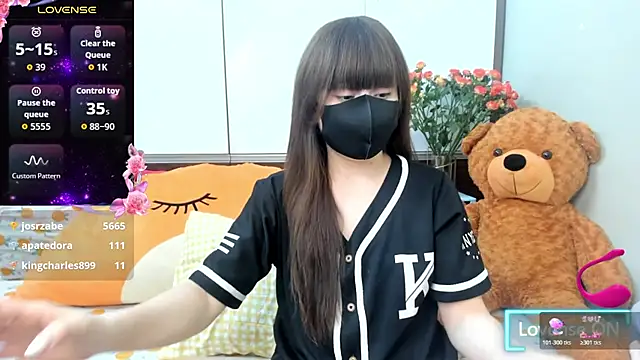 Ran-o0_Chan's Live XXX Chat