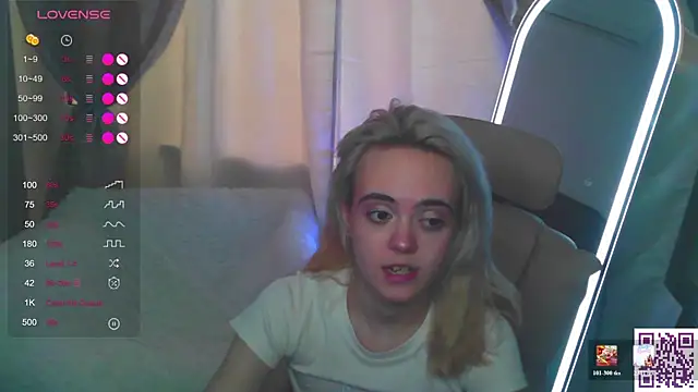 Oxcy_Secret Adlı Modelin Canlı XXX Sohbeti