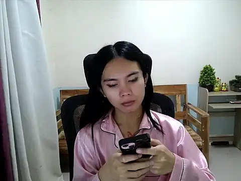 devine_goddessのライブXXXチャット