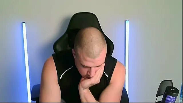 Bigbaald: απευθείας συνομιλία ΧΧΧ
