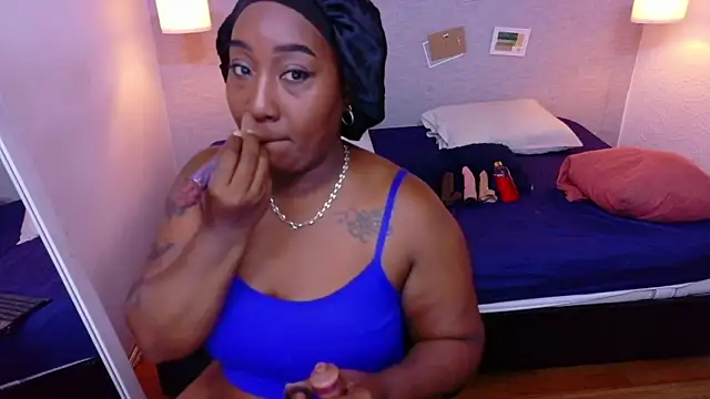 Chat +18 de kiara_evanss ao vivo