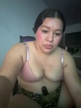 Lovelipsbig 现场XXX聊天