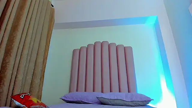 Lana_fox01's Live XXX Chat