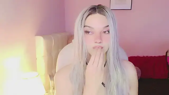 EvaEvangeline Adlı Modelin Canlı XXX Sohbeti