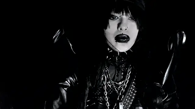 XXIOUX's Live XXX Chat