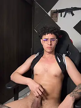 bigryann23's Live XXX Chat
